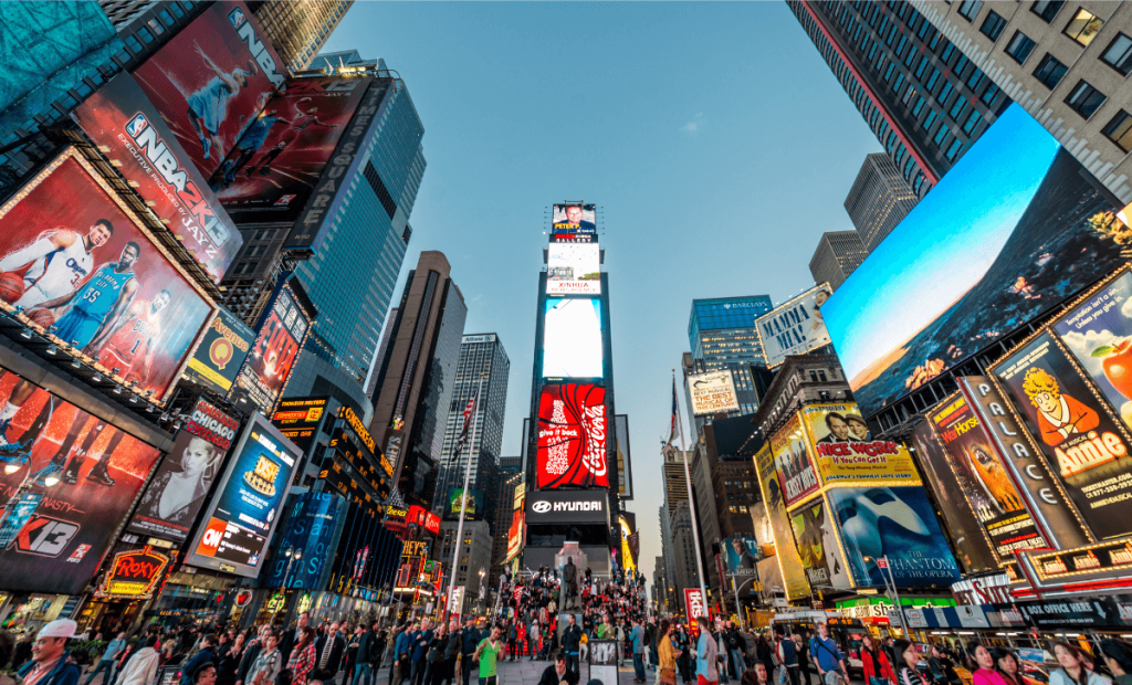 כיכר טיימס - Times Square, בניו יורק ארה"ב פספורט קארד ביטוח נסיעות לארה"ב